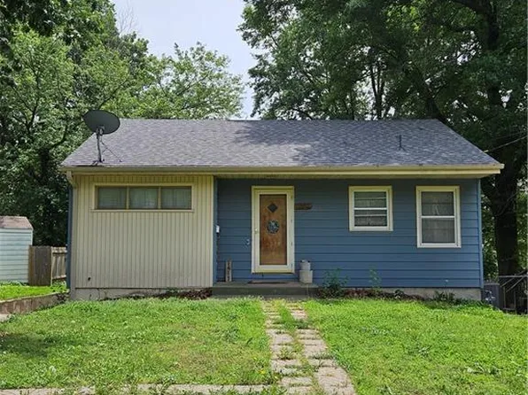 1419 W College Ter, Independence, MO 64050