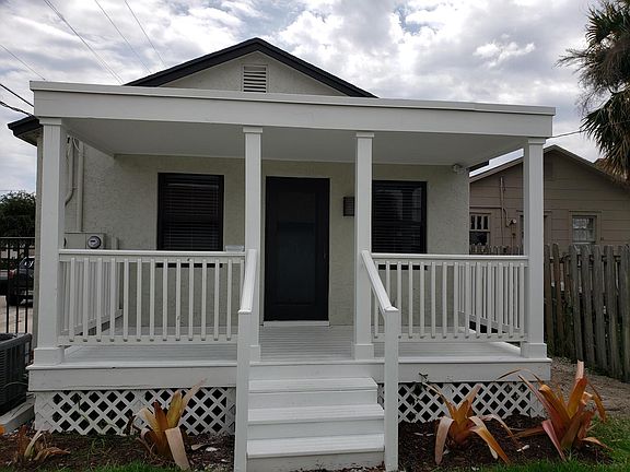 2nd image of 1009 6th Ave N