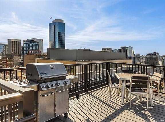 5th image of 1105 Spring St #409-1