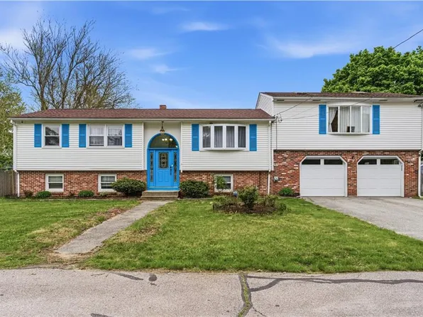 20 Stewart St, Warwick, RI 02889