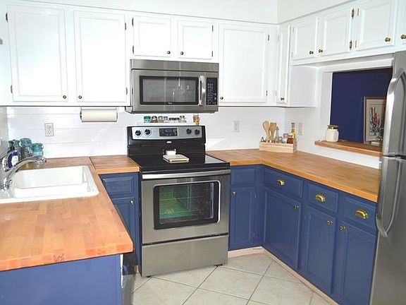 5th image of 329 Kensington Lake Cir