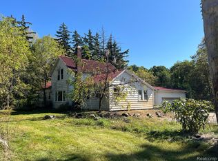 5185 Grange Hall Rd, Holly, MI 48442