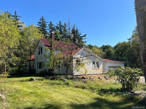 5185 Grange Hall Rd, Holly, MI 48442