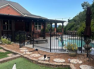 768 Outlook Ln, Chattanooga, TN 37419