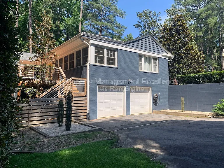 620 Carr St — Photo 2