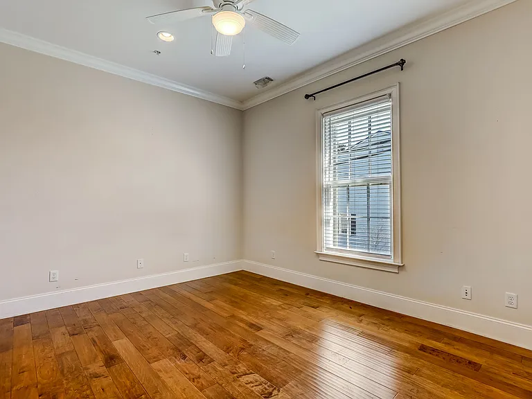 425 E McDonough St #101 — Photo 9
