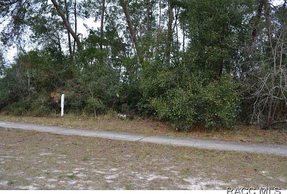 2nd image of 5243 Deltona Blvd