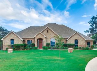 111 Torywood Ct, Azle, TX 76020