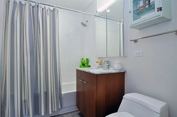 Sold by Corcoran | media 7