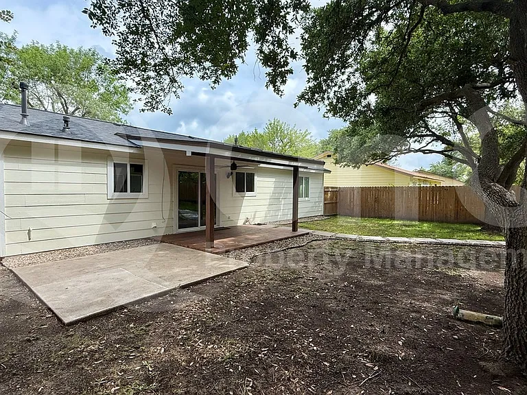 710 Wales Way — Photo 18