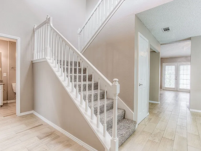 The Quorum at Trophy Club Townhomes — Photo 22