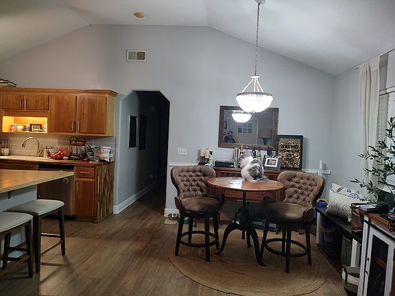Area that can be dedicated for dining. Could be used for additional sitting area, or add a desk and make it a workspace!