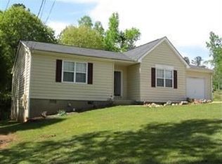 345 Rippling Brook Trce, Chattahoochee Hills, GA 30268