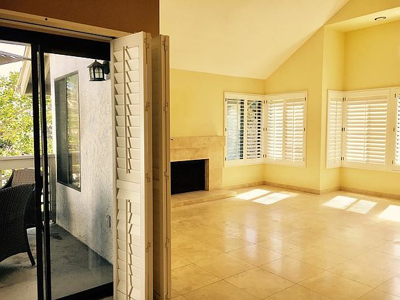 2nd image of 548 Via De La Valle Unit I