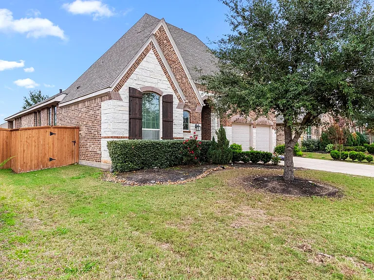 18230 Newmachar Way — Photo 3