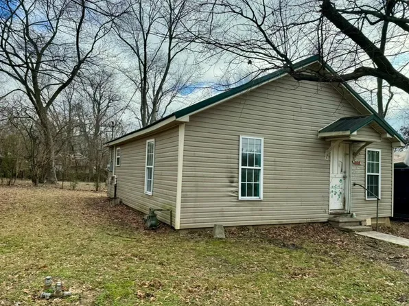 808 Harrell Ave, Dyersburg, TN 38024