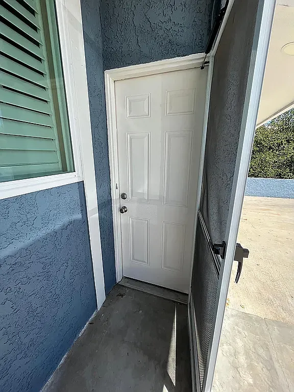 Studio, 450 sqft, $2,600 — Photo 3