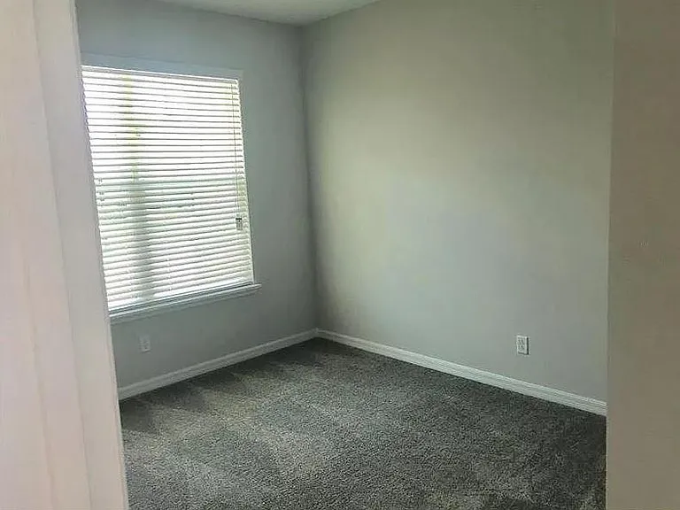 32721 Coldwater Creek Loop — Photo 11