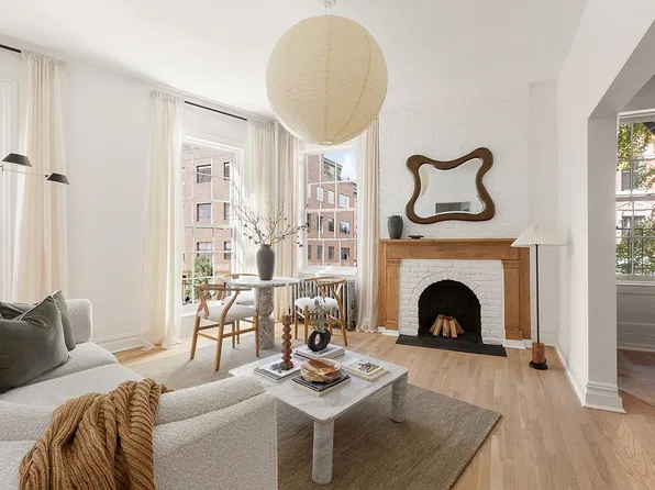 731 Greenwich St #2NDFL, New York, NY 10014