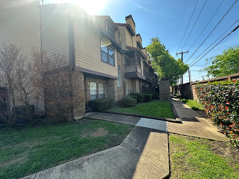 5757 E University Blvd #27P