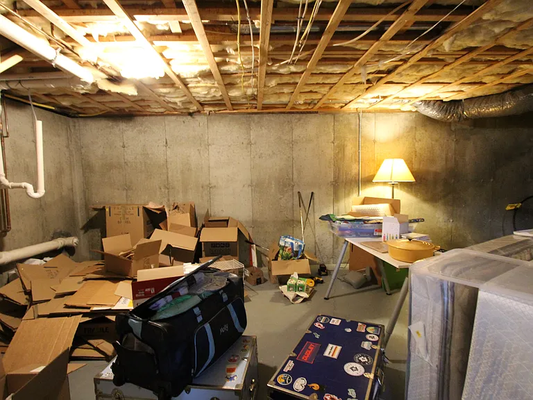 31 Florence St #31 — Photo 54