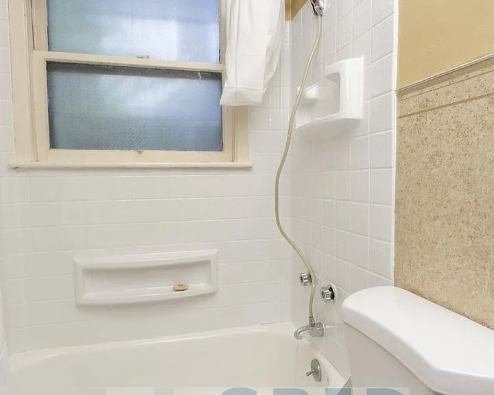 1905 SE Morrison St #1 — Photo 10