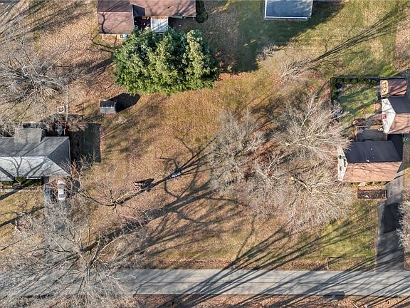 3rd image of 325 N Prospect St