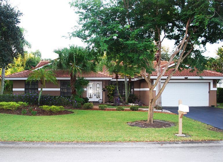 1st image of 8510 NW 49th Dr