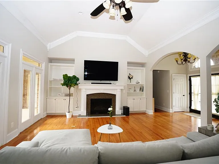 3022 Canton Pines Pl — Photo 2