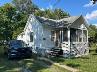 1404 Beech St, Saginaw, MI 48602