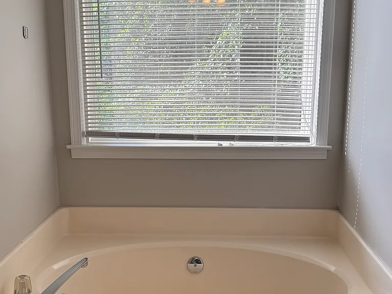 2505 Planters Cove Cir — Photo 3