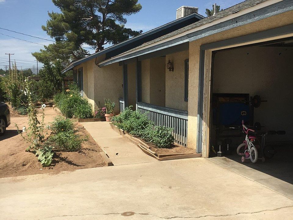2nd image of 7434 Lincoln Ave