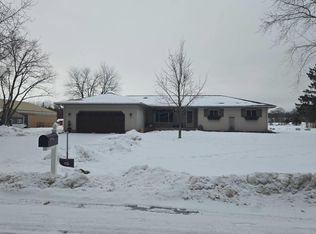 1111 Pavelski Rd, Eau Claire, WI 54703