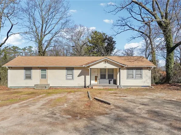 4973 Bartlett Rd, Forest Park, GA 30297