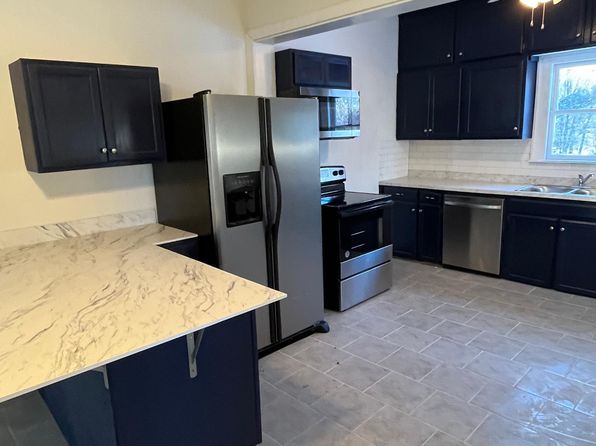 1245 Main St
