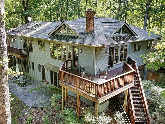 2nd image of 2944 Lonesome Mountain Rd