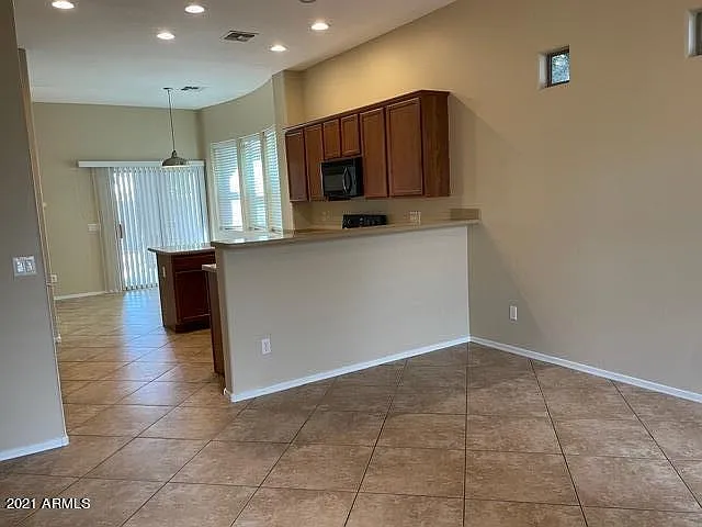 22507 N 31st Ave #8 — Photo 7
