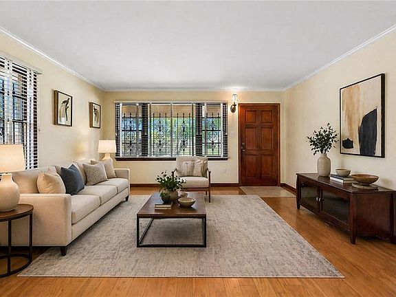 5th image of 3601 Havana St