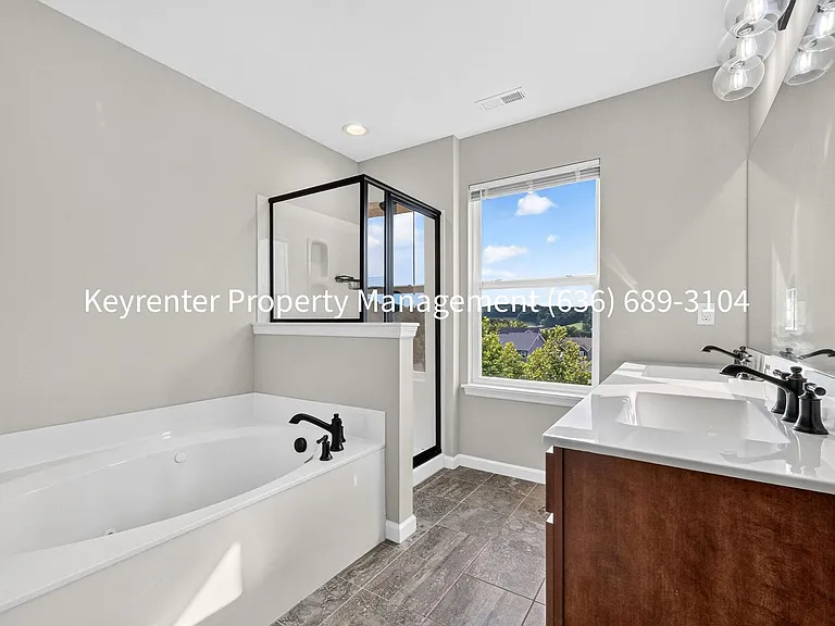 2823 Winding Valley Dr — Photo 23