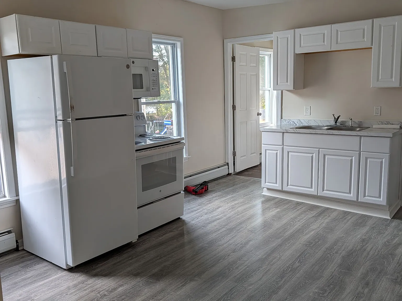 2 bed, 1000 sqft, $1,500 — Photo 4