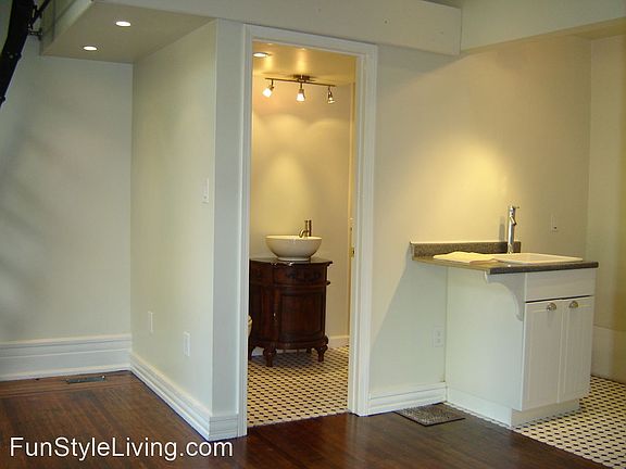 2nd image of 1432 S 4th St APT 1