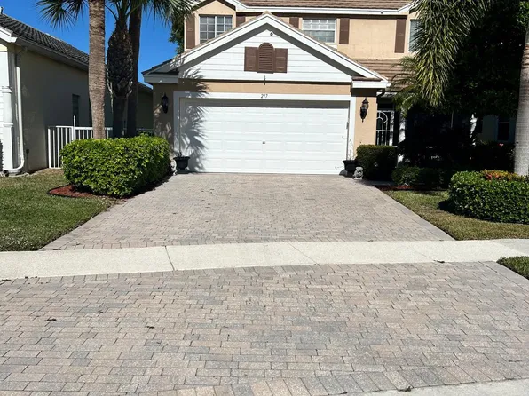 217 Berenger Walk, Royal Palm Beach, FL 33414