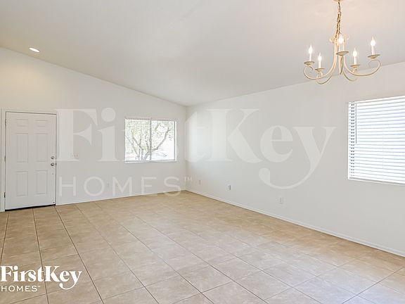 2nd image of 2367 W Rousseau St