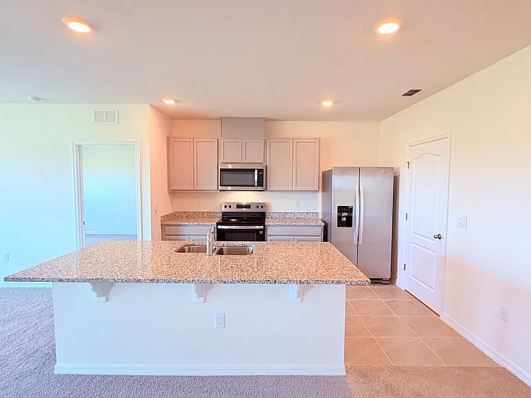 914 Princess Sabal Point — Photo 5