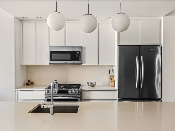 23 West 116th Street 7A image 2 of 13