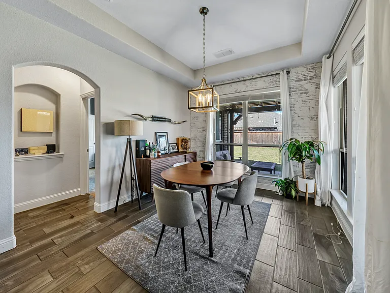 3605 Meridian Ave — Photo 5