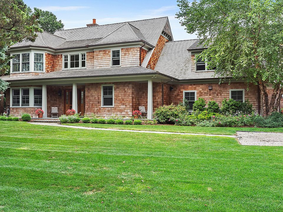 1st image of 51 Coves End Ln