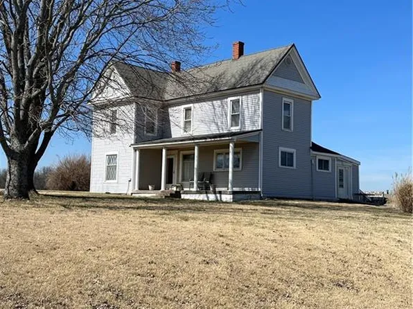 7690 W 311th St, Louisburg, KS 66053