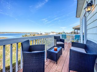 3279 Island Dr, North Topsail Beach, NC 28460