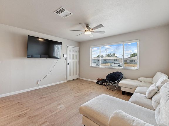 3rd image of 8620 La Vaca Way